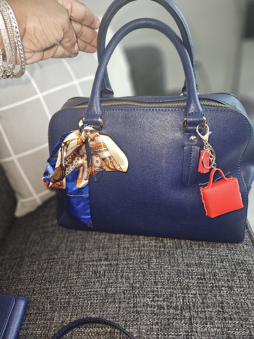 Furla Elena Navy Saffiano Leather Satchel with Wallet (Dem. 13wx9h) - Picture 9 of 15